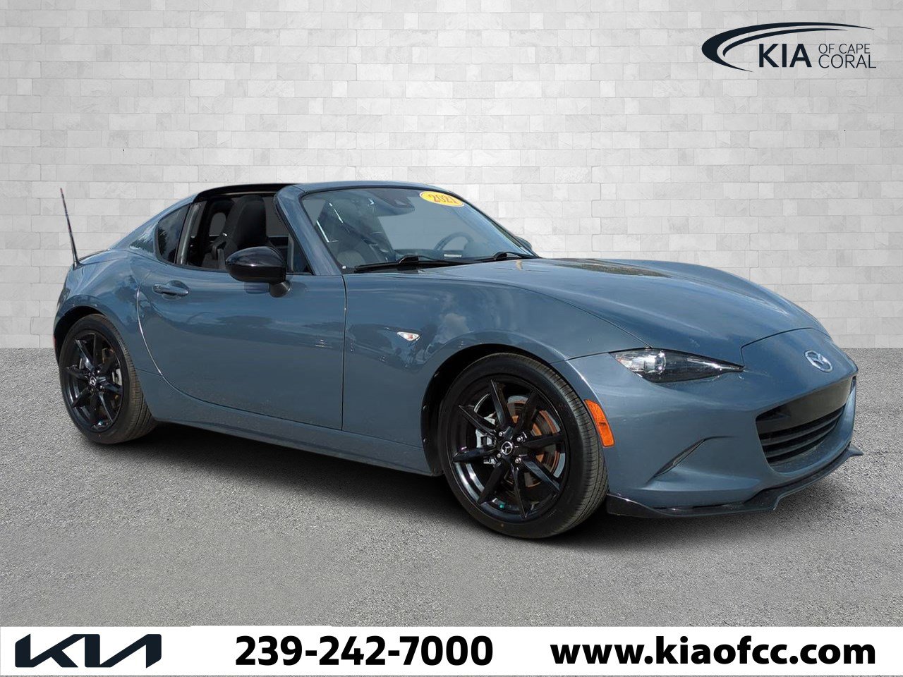 Used 2021 MAZDA MX-5 Miata RF Club image 1