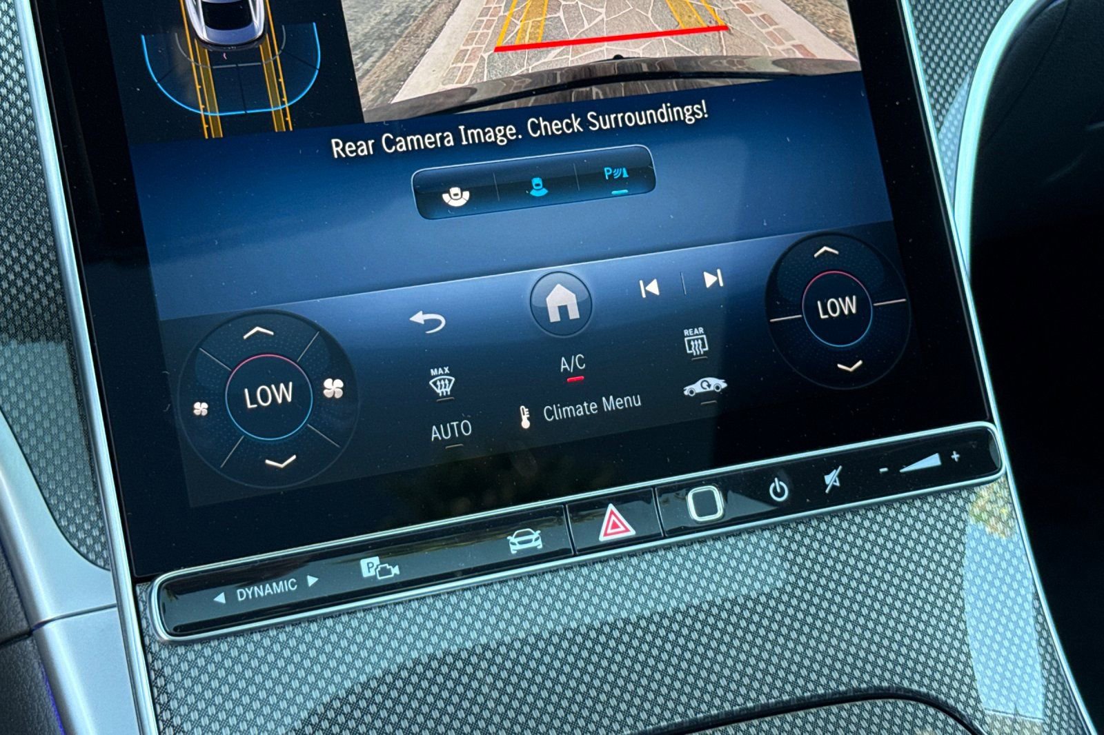 Used 2025 Mercedes-Benz CLE 300 4MATIC Coupe image 18