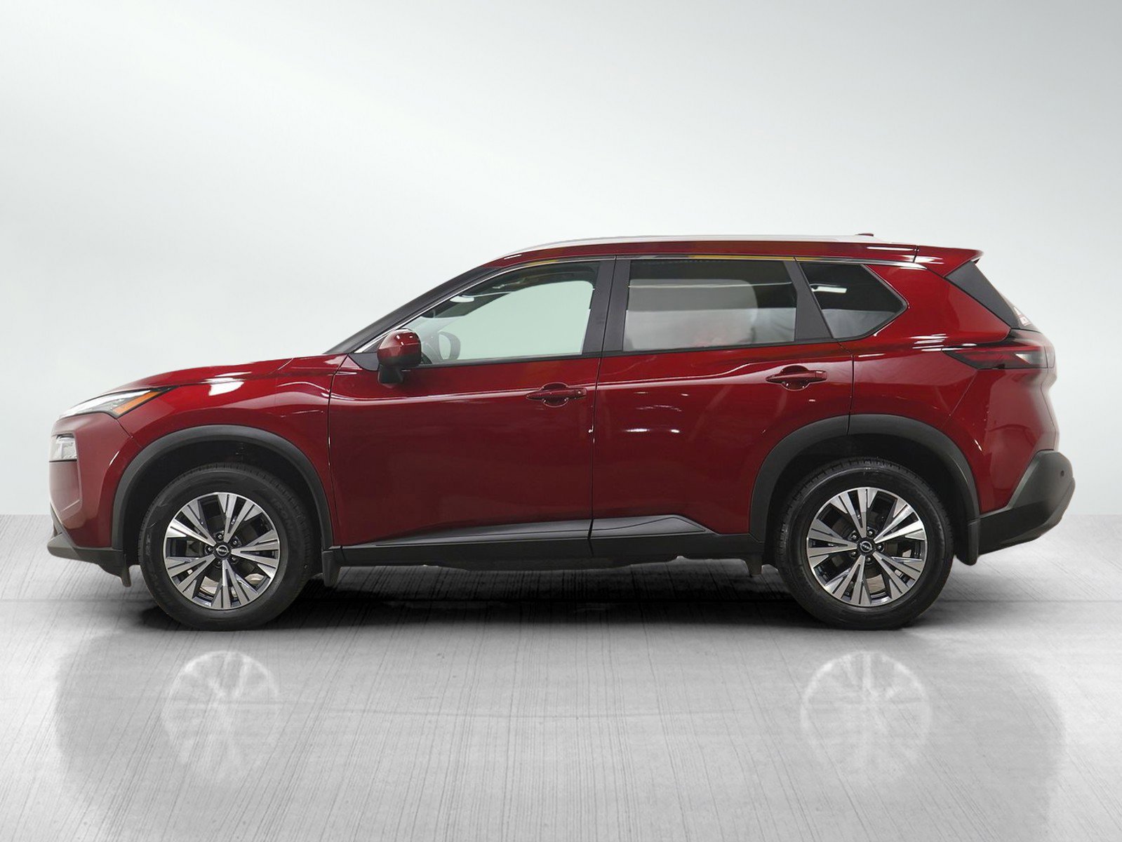 Used 2023 Nissan Rogue SV w/ SV Premium B Package image 2