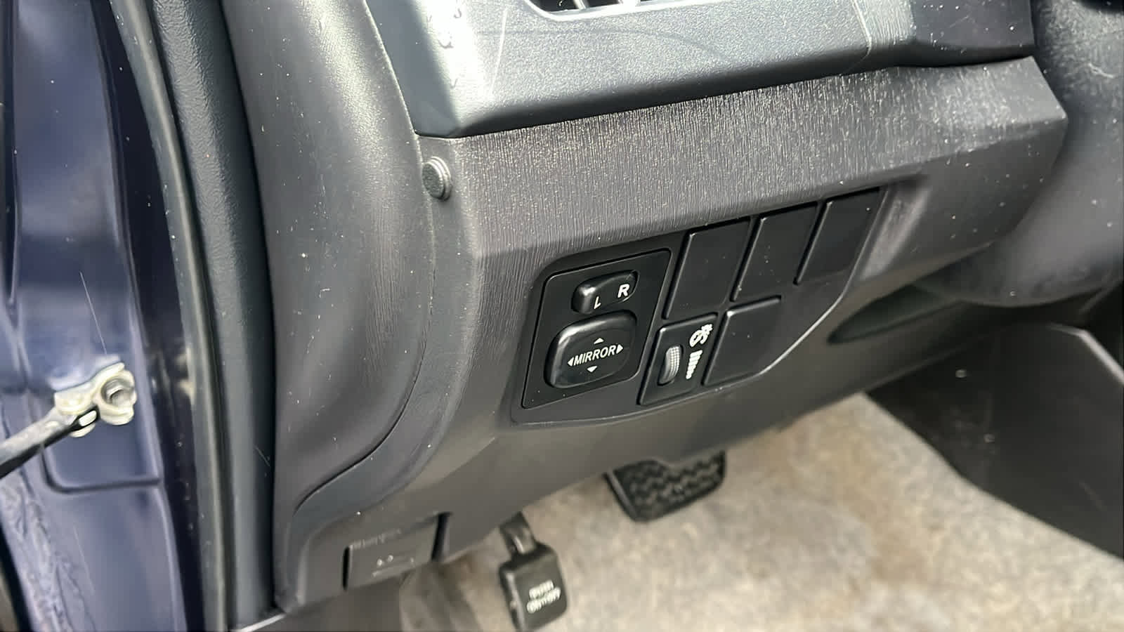 Used 2012 Toyota Prius Two image 20