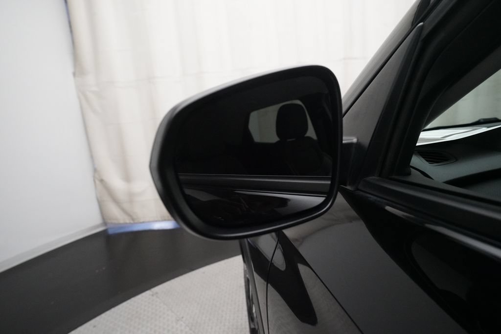 Used 2023 Chevrolet TrailBlazer LT FWD image 24