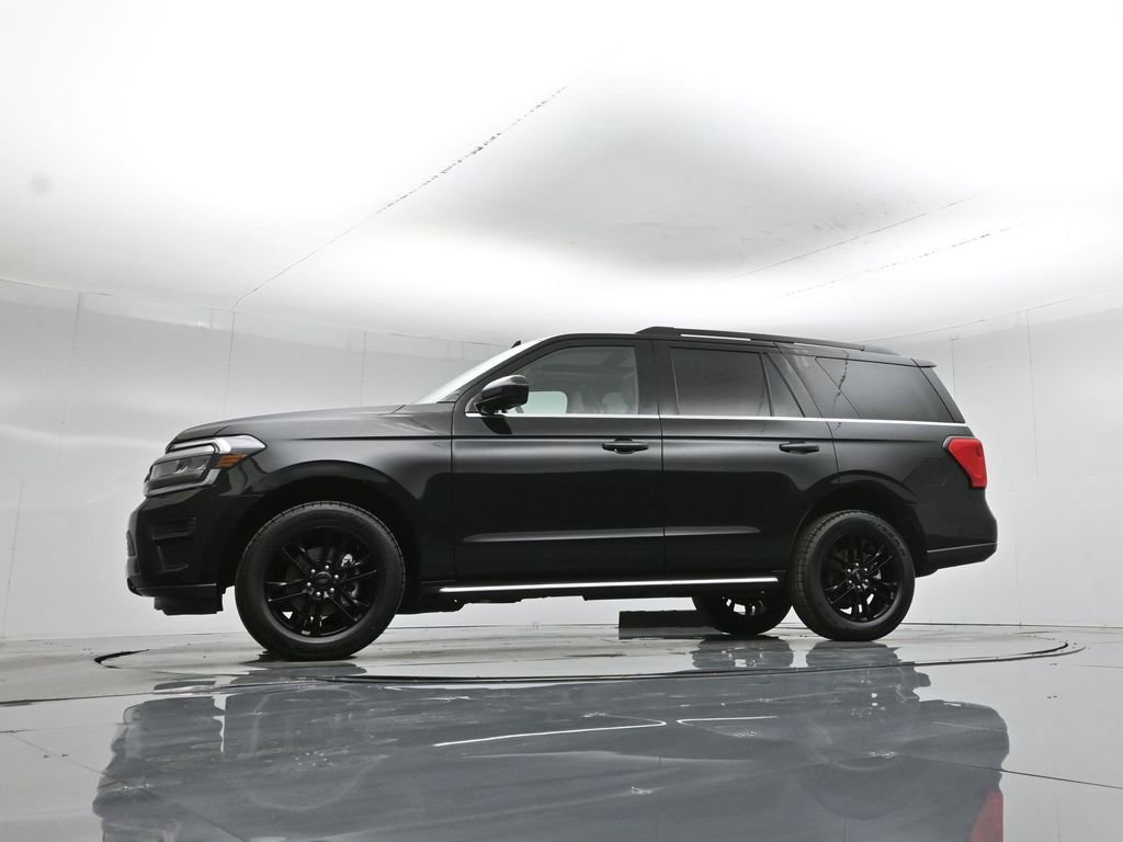 Used 2023 Ford Expedition XLT image 56