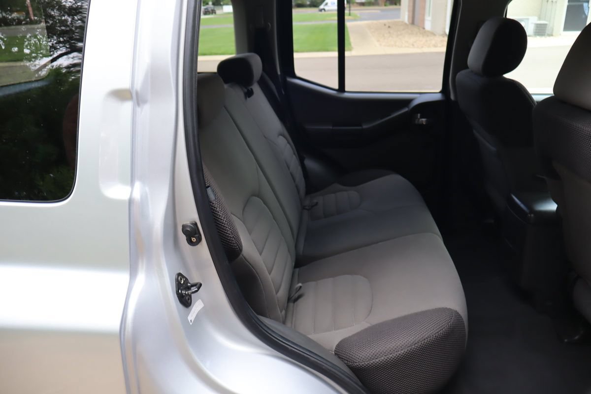 Used 2006 Nissan Xterra SE w/ (W94) Tow Pkg AWD/4WD image 21