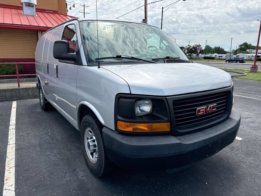 Used 2016 GMC Savana 2500 RWD image 6