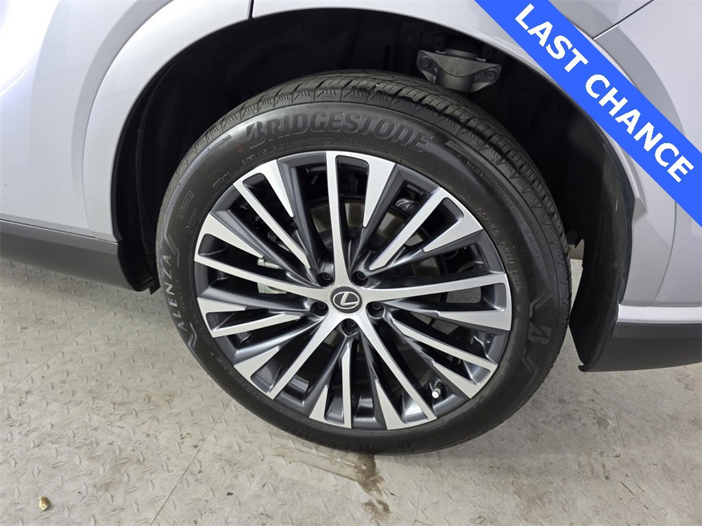 Used 2023 Lexus RX 350 Premium Plus w/ Cold Area Package image 17