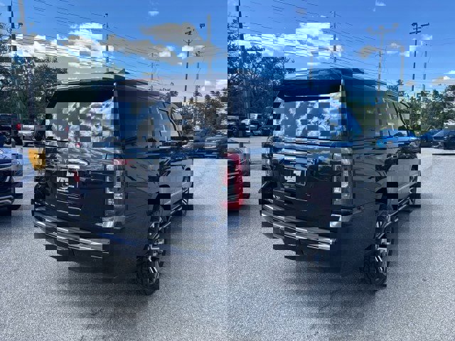 Used 2020 GMC Yukon XL Denali w/ Denali Premium Package image 7