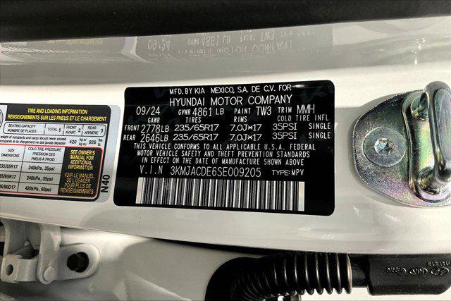 New 2025 Hyundai Tucson SE image 13