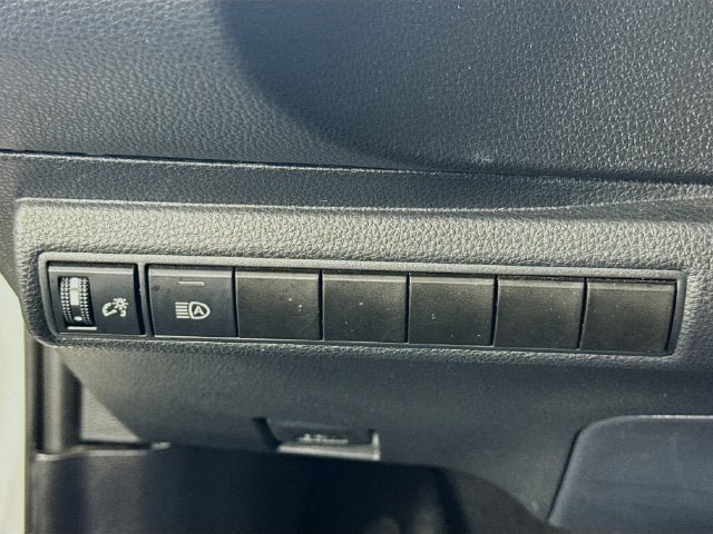 Certified 2021 Toyota Corolla LE FWD image 11