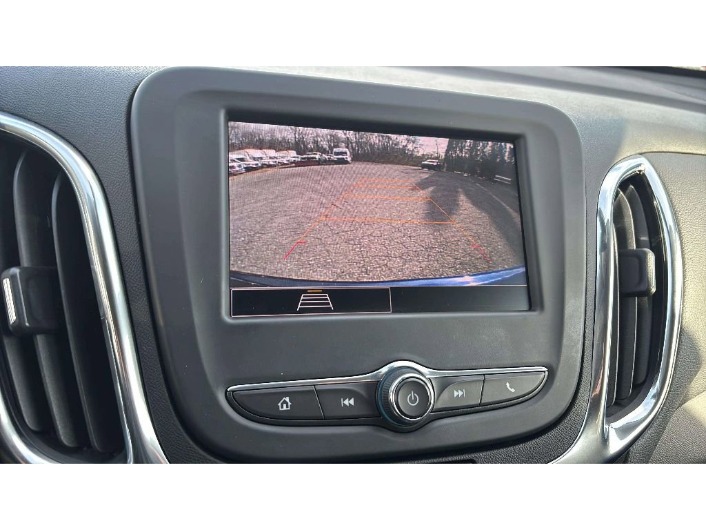 Used 2023 Chevrolet Equinox LT image 17