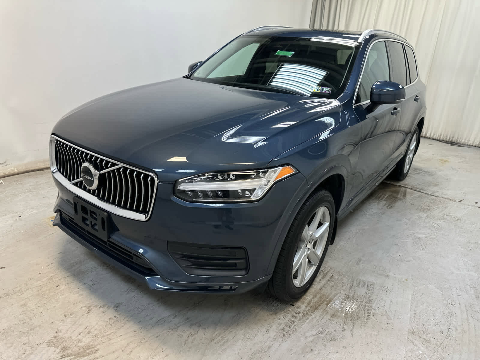 Used 2023 Volvo XC90 B5 Core w/ Protection Package image 10