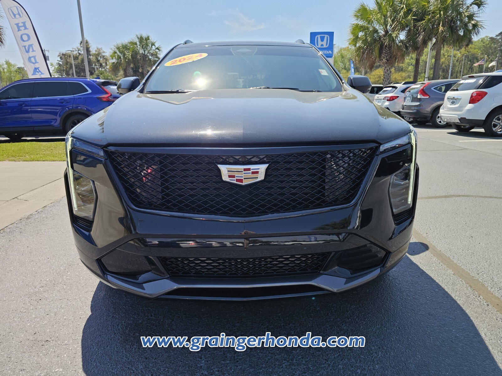 Used 2024 Cadillac XT4 Sport image 8