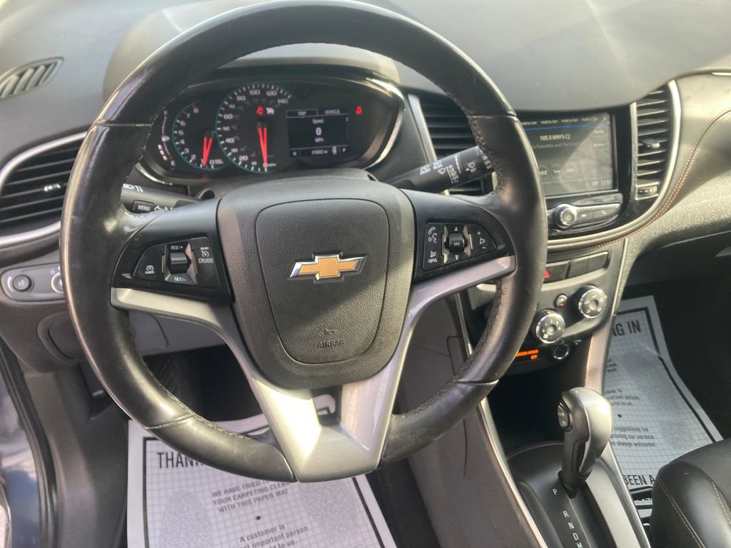 Used 2019 Chevrolet Trax LT w/ LT Convenience Package image 18