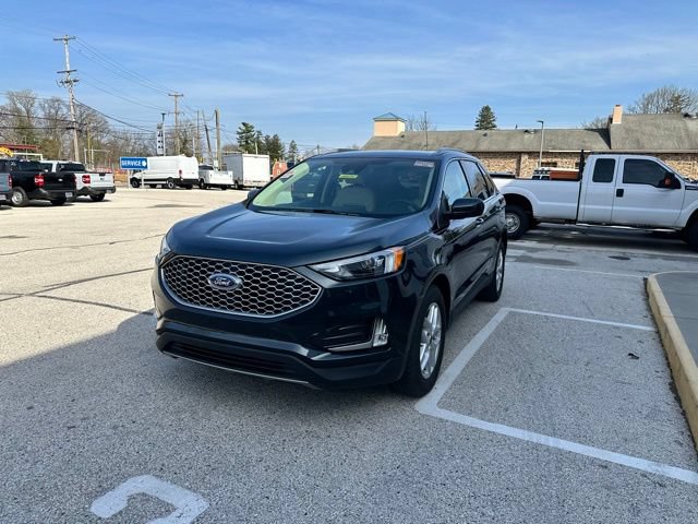 Certified 2023 Ford Edge SEL w/ Convenience Package AWD/4WD image 5