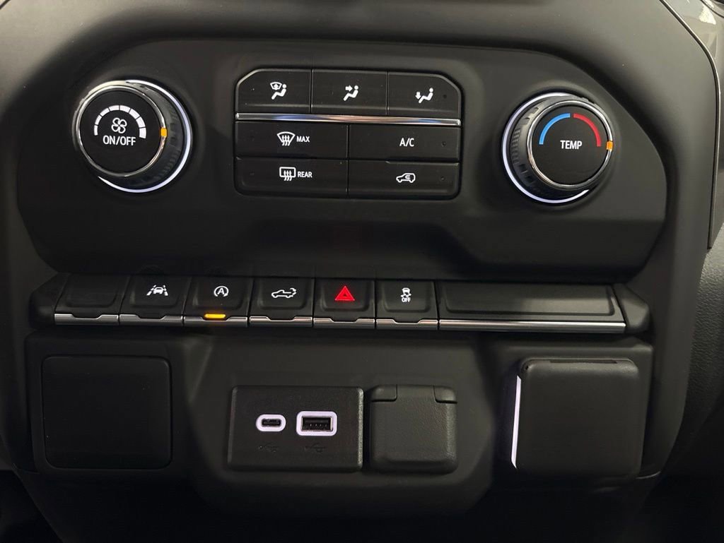 New 2026 Chevrolet Silverado 1500 Custom w/ Turbomax Blackout Package AWD/4WD image 30