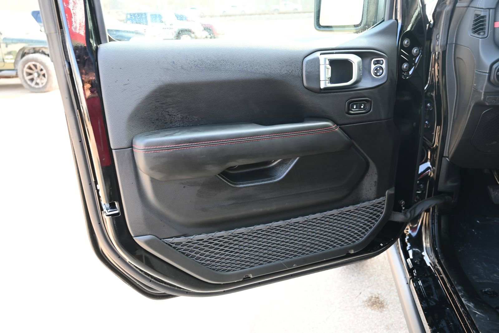 New 2026 Jeep Wrangler Unlimited Rubicon AWD/4WD image 7