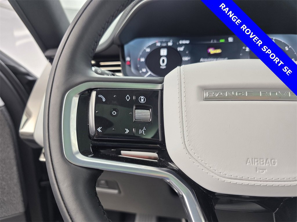 Used 2024 Land Rover Range Rover Sport SE image 21