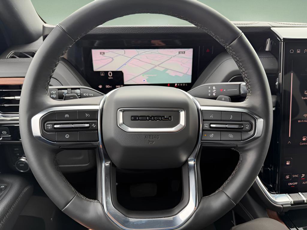 Used 2025 GMC Yukon Denali image 24