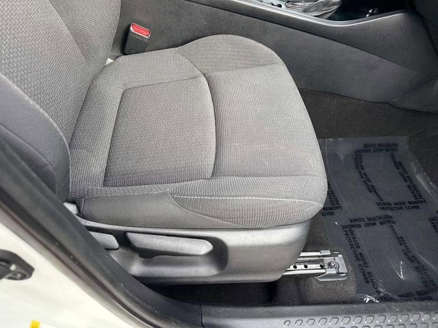 Used 2019 Toyota C-HR LE image 10