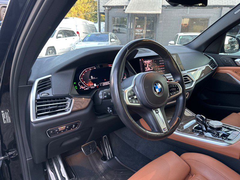 Used 2019 BMW X5 xDrive40i w/ M Sport Package image 17