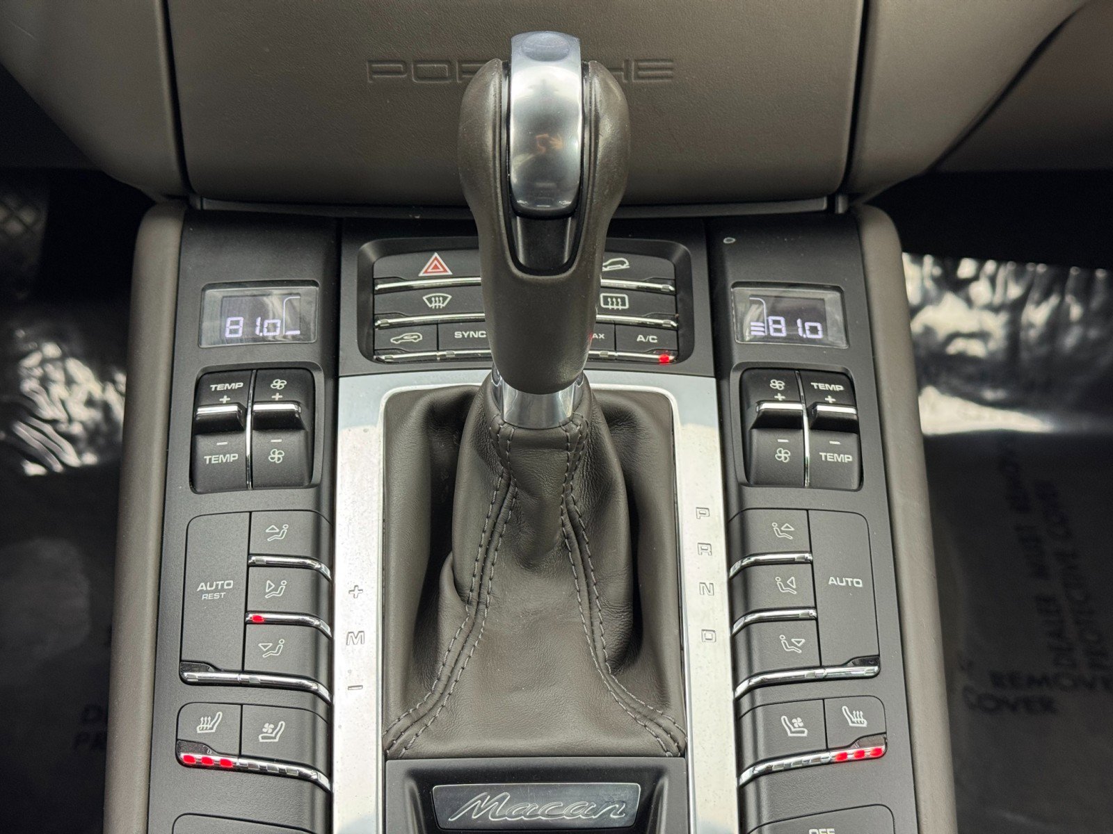 Used 2018 Porsche Macan S image 27