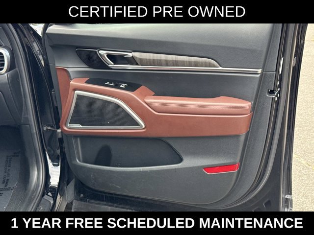 Used 2024 Kia Telluride EX w/ EX Captain's Chair Package FWD image 8