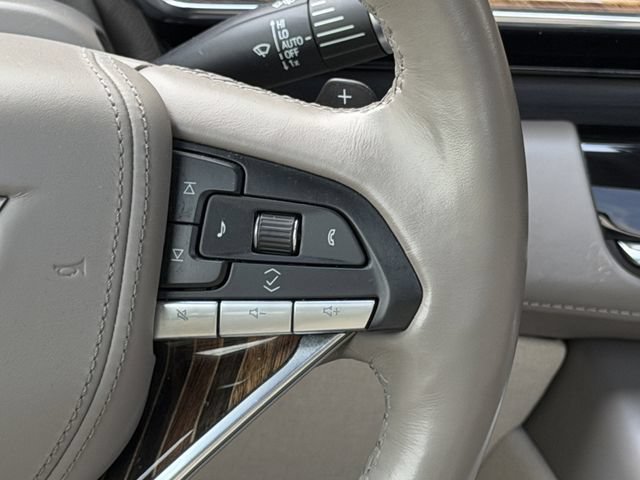 Used 2023 Cadillac Escalade Sport Platinum w/ LPO, Floor Liner Package AWD/4WD image 17
