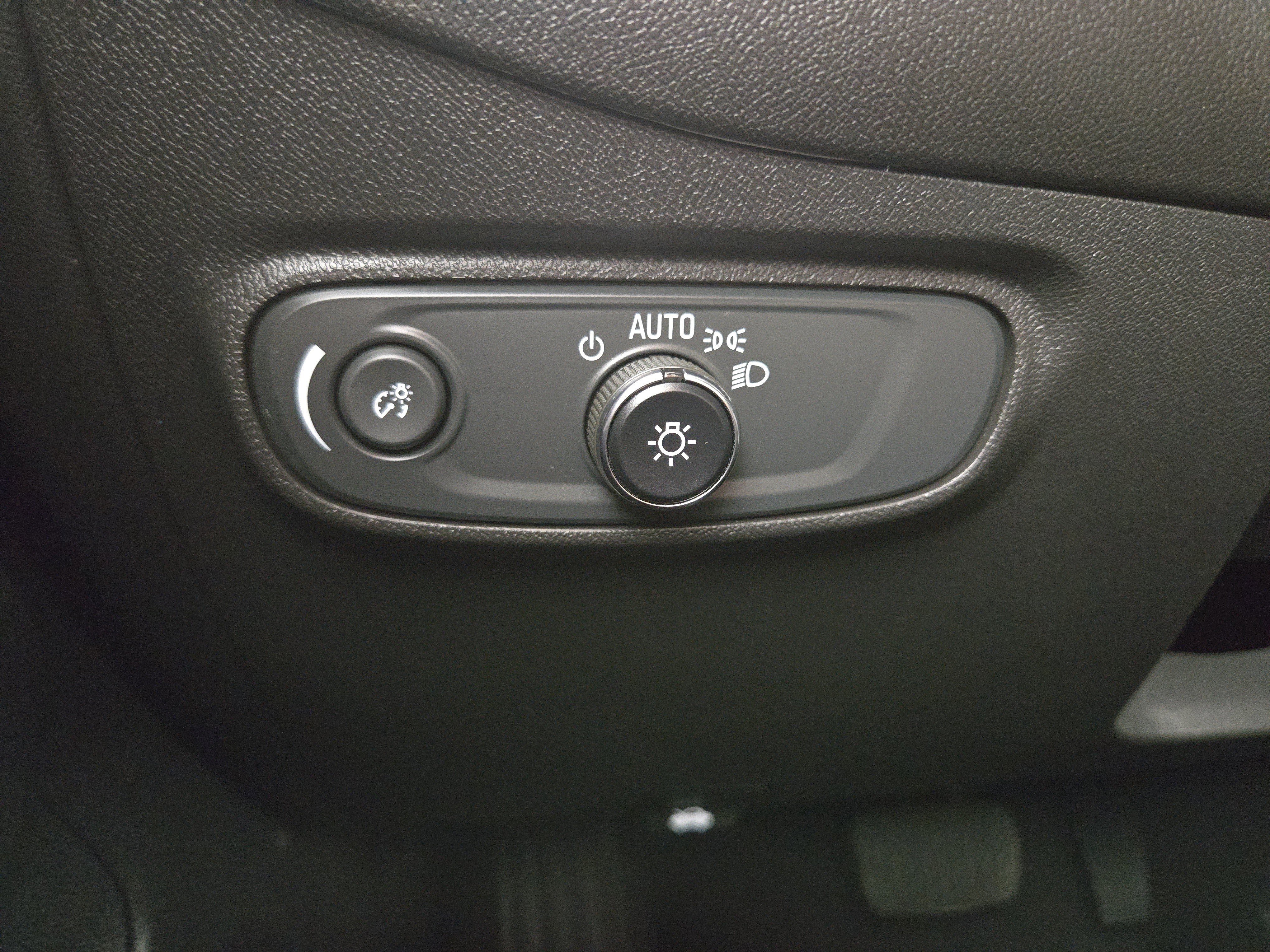 Certified 2023 Chevrolet Equinox LT image 25