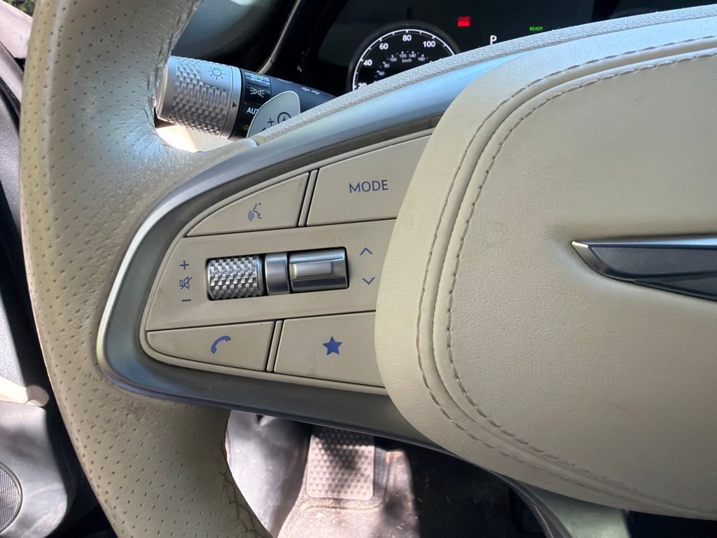Used 2025 Genesis Electrified GV70 AWD/4WD image 8