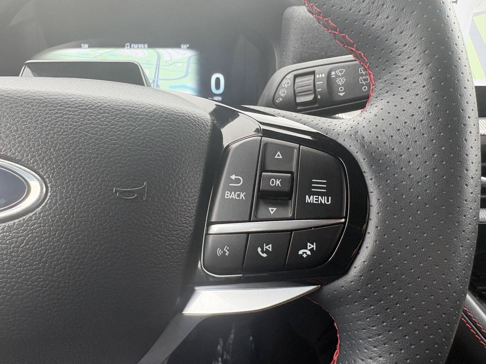 Used 2025 Ford Explorer ST-Line w/ Premium Package AWD/4WD image 20