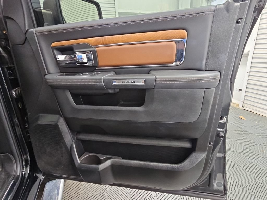Used 2016 RAM 1500 Laramie Longhorn w/ Convenience Group AWD/4WD image 45