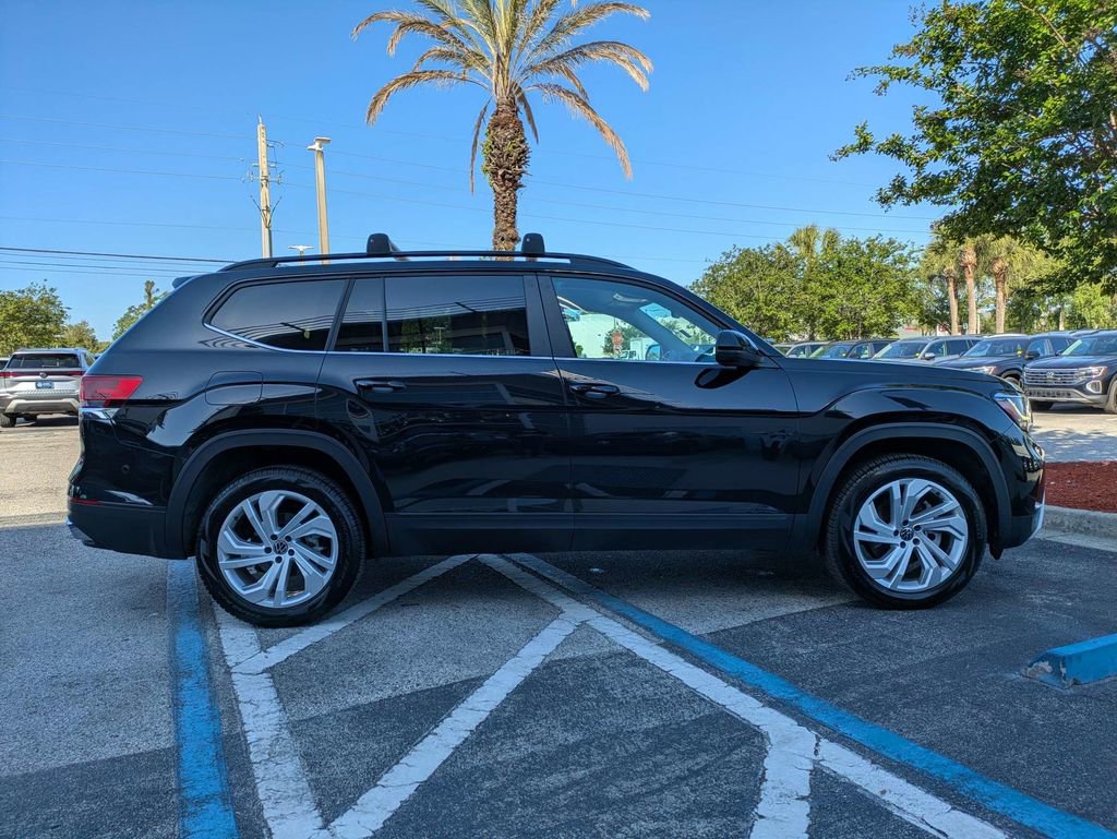 Used 2023 Volkswagen Atlas SE image 7