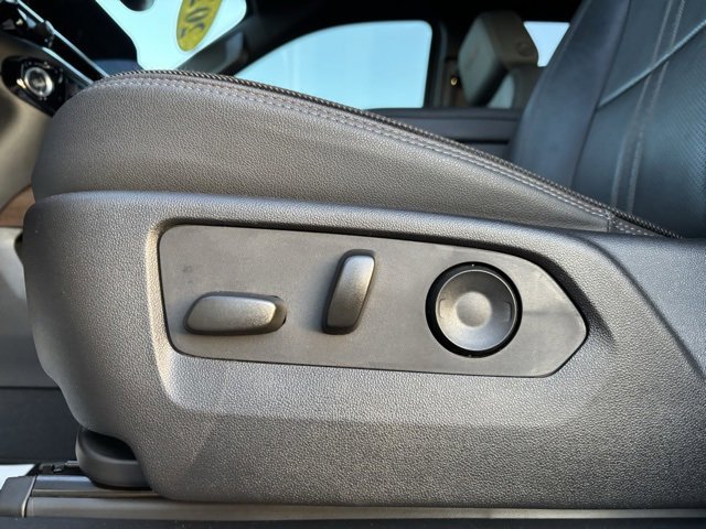 Used 2024 Chevrolet Silverado 3500 High Country w/ Z71 Off-Road Package image 11