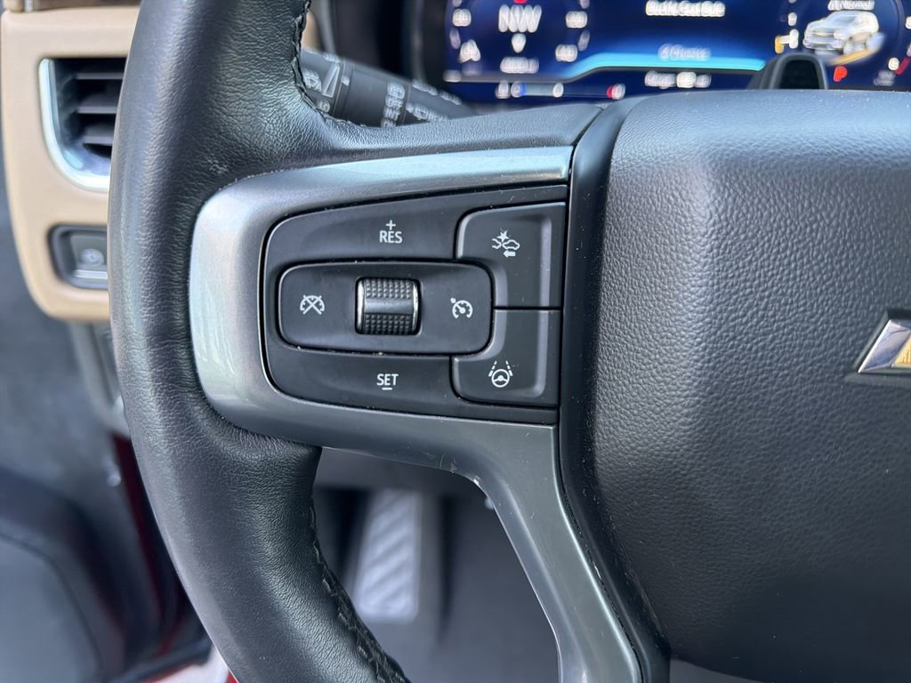 Used 2023 Chevrolet Tahoe Premier w/ Advanced Technology Package image 28