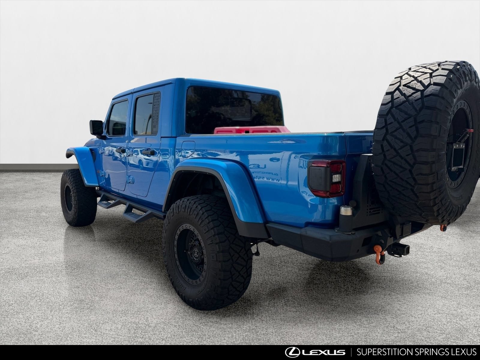 Used 2023 Jeep Gladiator Mojave w/ LED Lighting Group AWD/4WD image 7