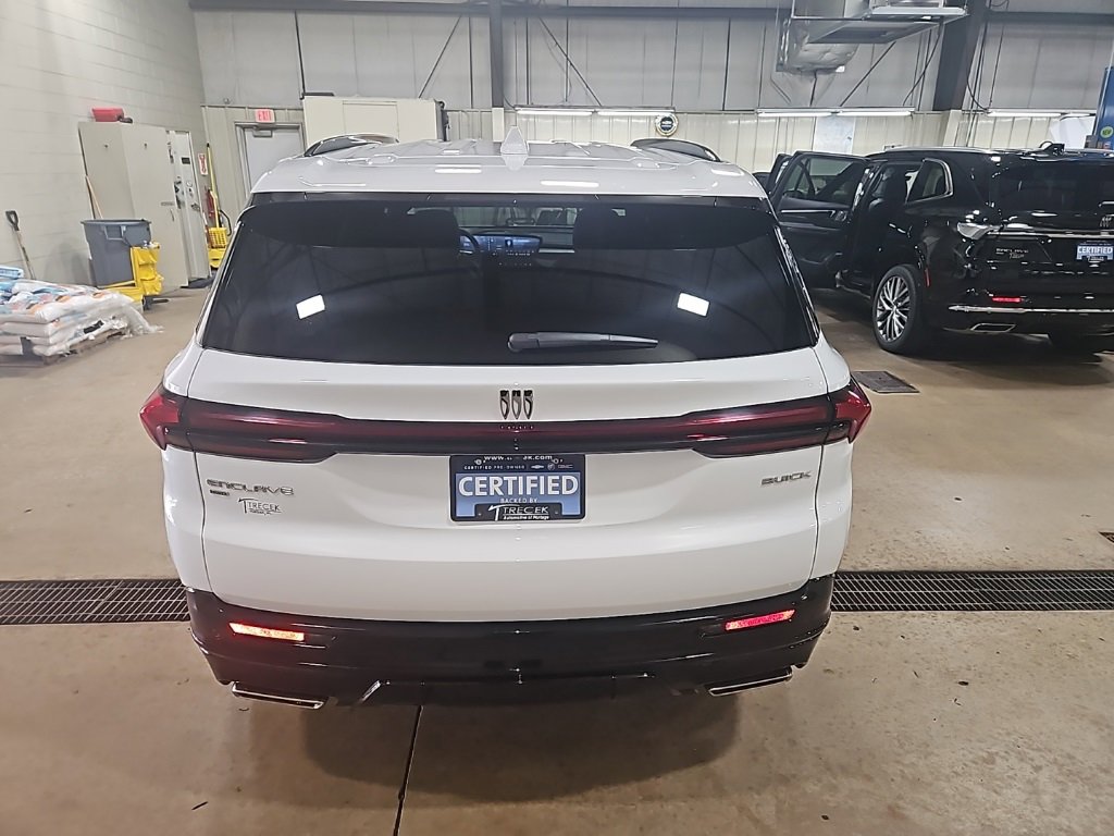 Certified 2025 Buick Enclave Sport Touring image 6