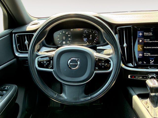 Used 2020 Volvo S60 T6 Momentum w/ Protection Package AWD/4WD image 25