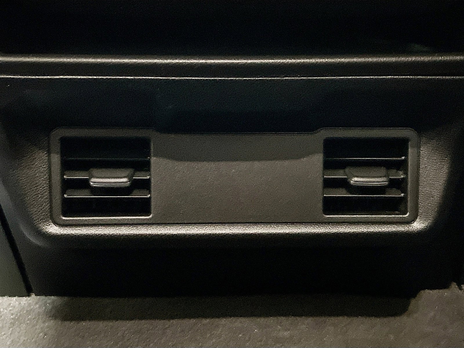 Used 2023 Chevrolet Silverado 1500 Custom image 17