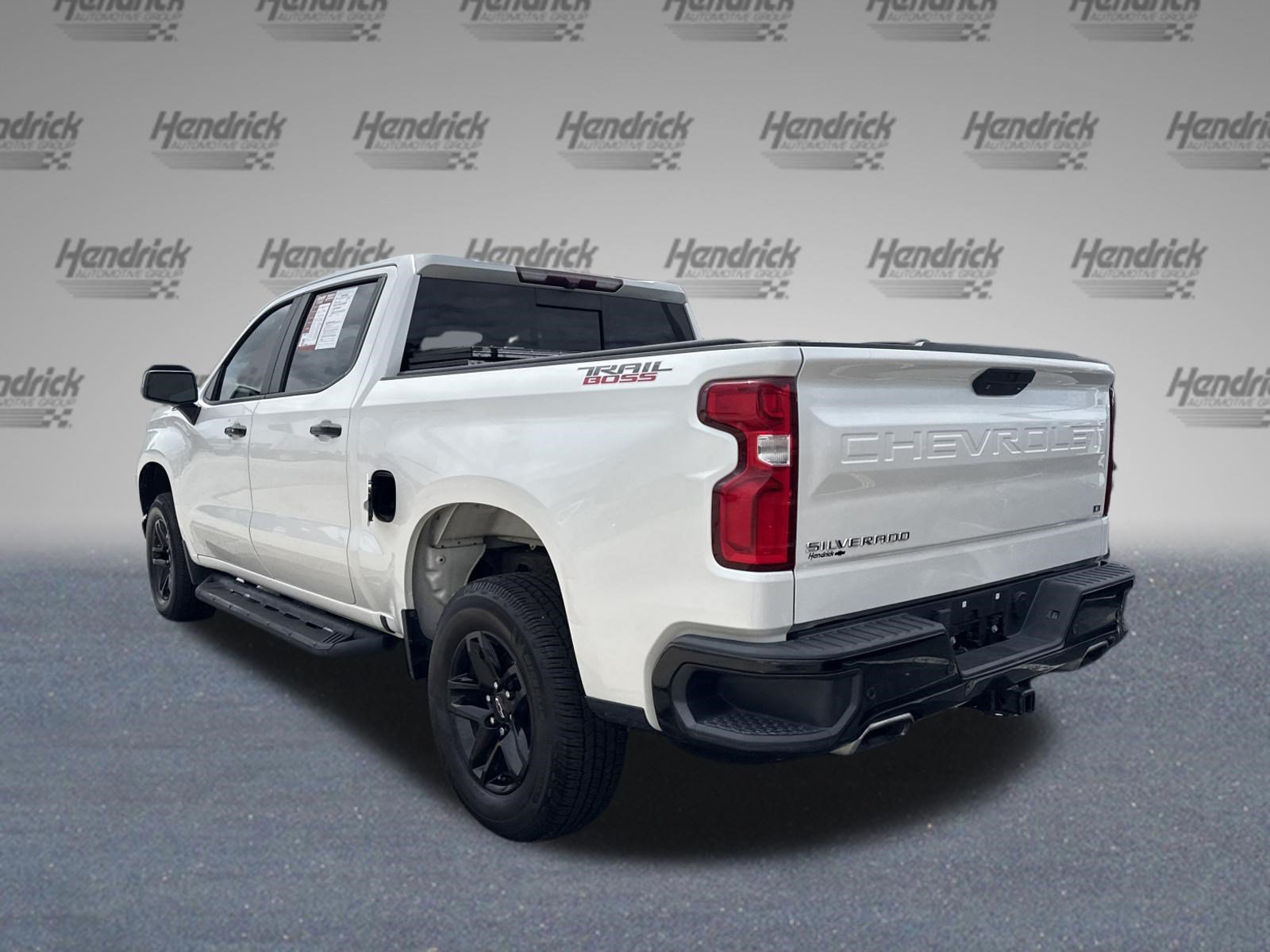 Used 2020 Chevrolet Silverado 1500 LT Trail Boss AWD/4WD image 7