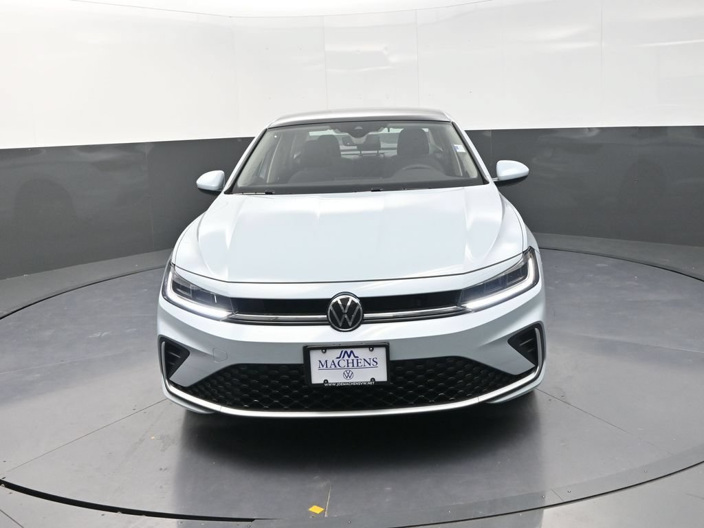New 2026 Volkswagen Jetta SE FWD image 2