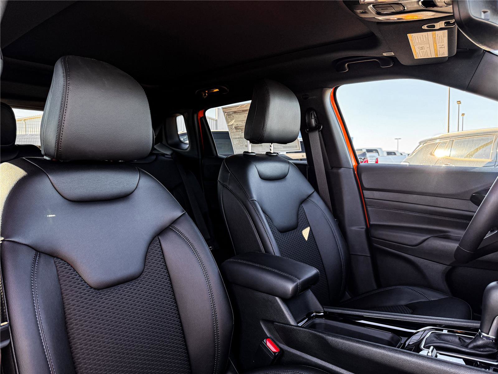 New 2026 Jeep Compass Latitude w/ Sun and Sound Group AWD/4WD image 9