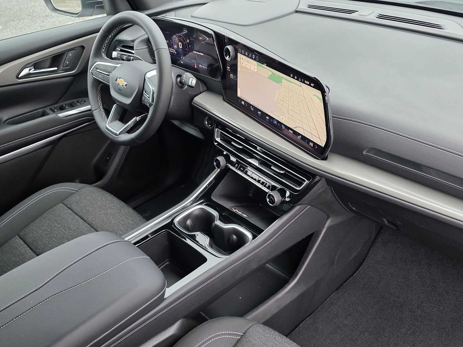 New 2027 Chevrolet Traverse LT AWD/4WD image 10