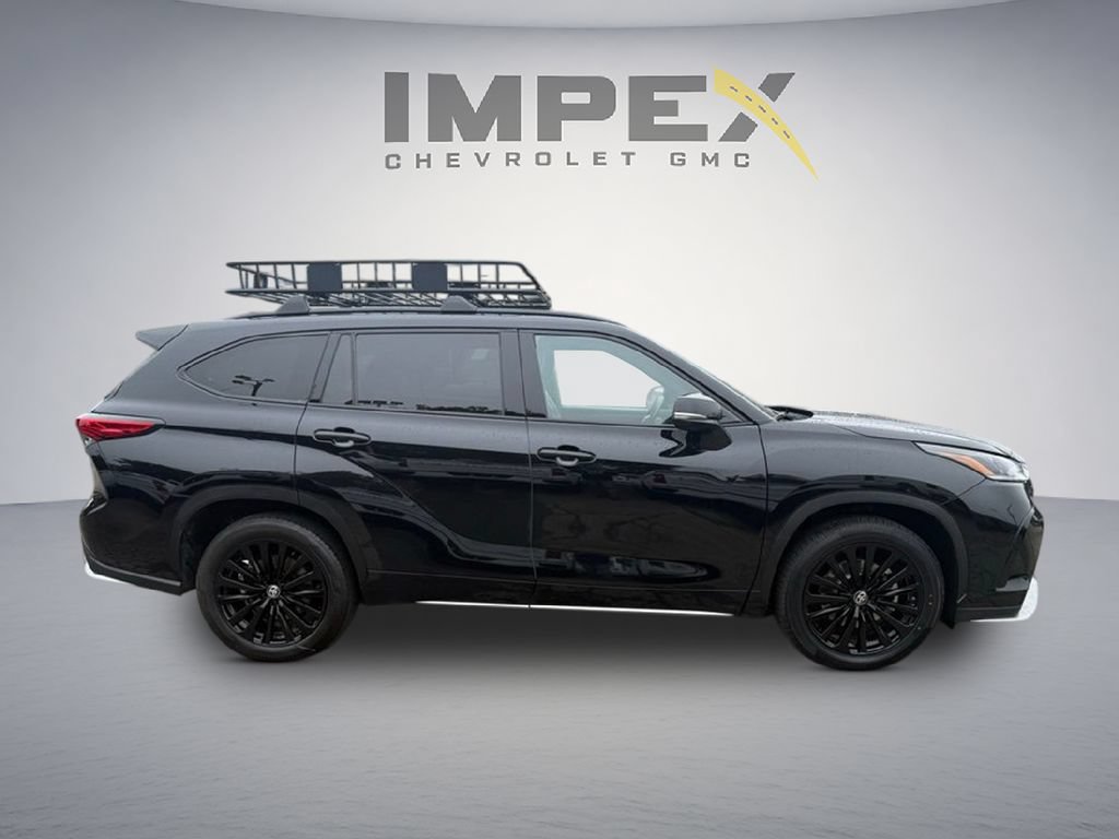 Used 2023 Toyota Highlander XSE AWD/4WD image 6