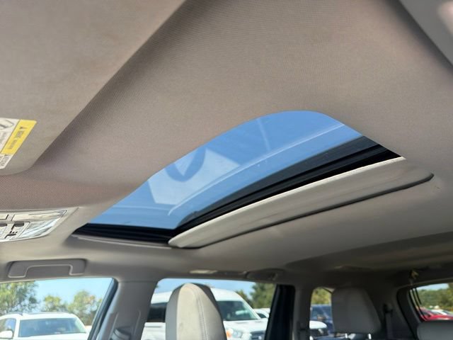 Used 2016 Toyota Highlander XLE FWD image 16