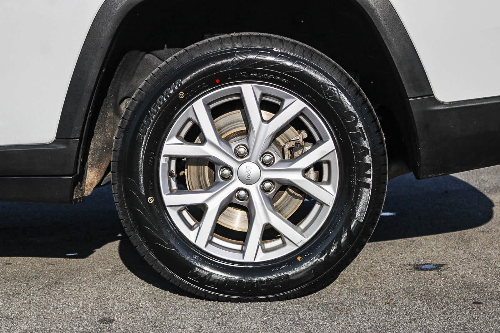 Used 2022 Jeep Grand Cherokee L Limited AWD/4WD image 8