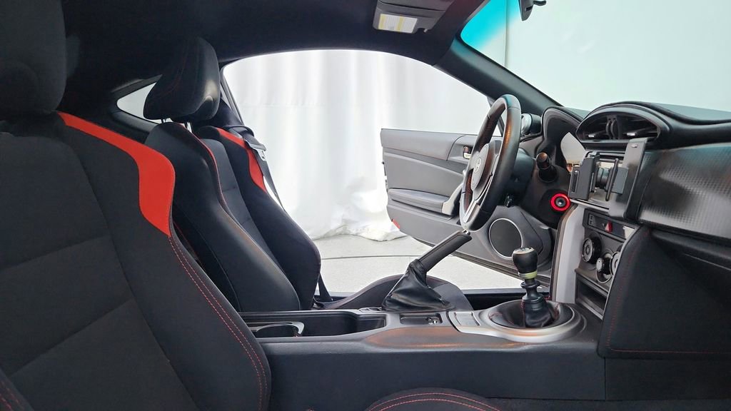 Used 2014 Scion FR-S RWD image 23