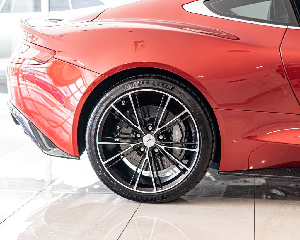 Used 2014 Aston Martin Vanquish Coupe RWD image 11