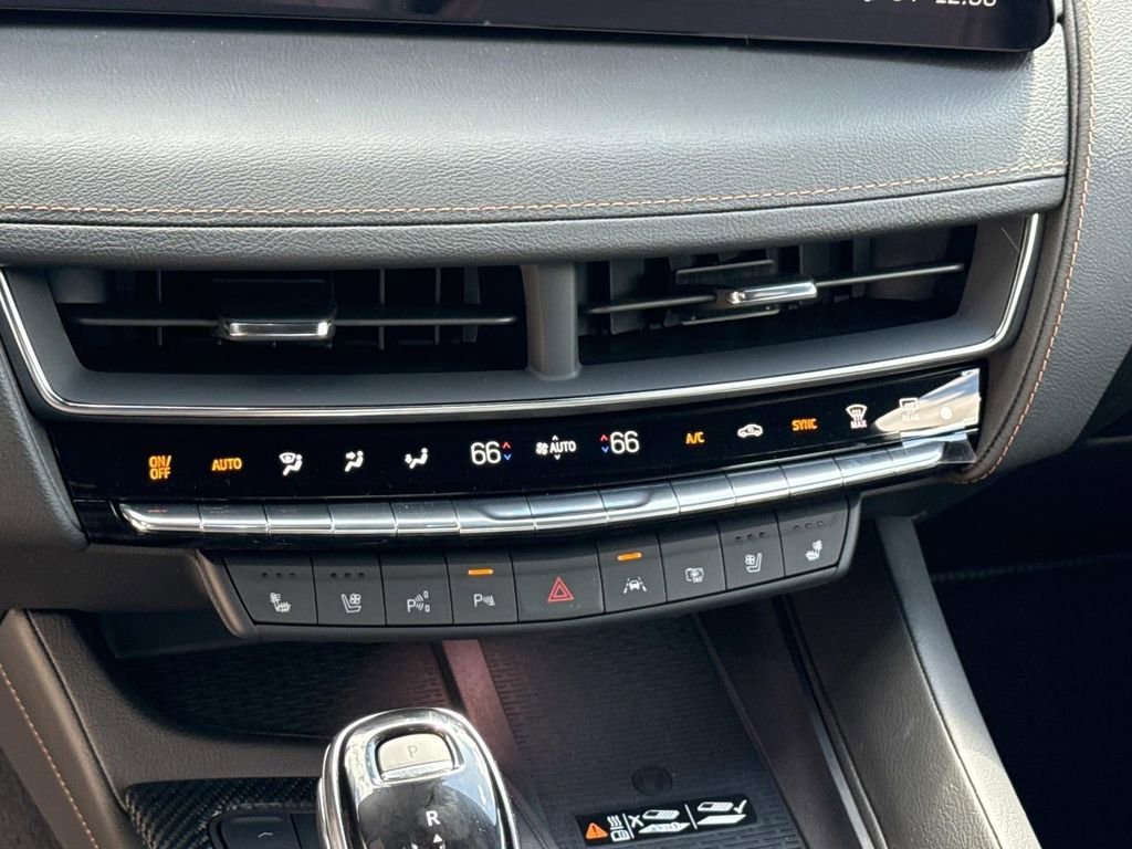 New 2026 Cadillac CT5 V w/ Technology Package AWD/4WD image 22