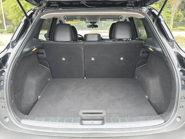 Certified 2025 Nissan Kicks SR FWD image 27