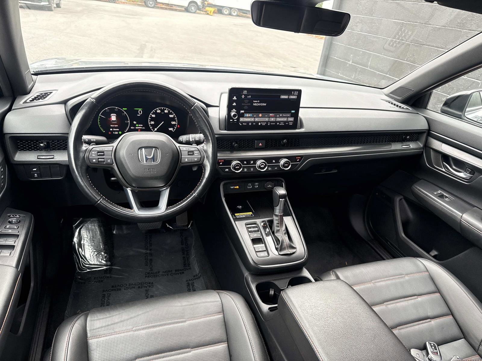 Used 2025 Honda CR-V Sport-L image 14