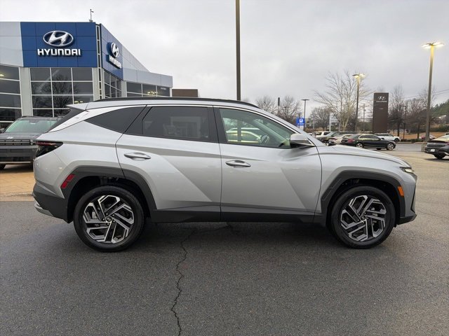 Certified 2025 Hyundai Tucson Limited image 10